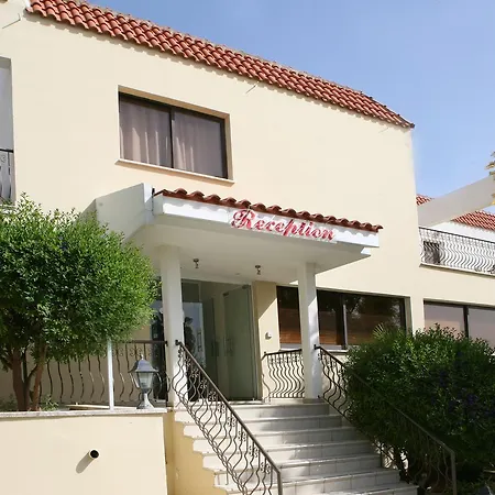 Club Aphrodite Aparthotel