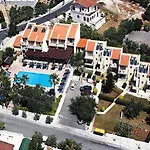 Club Aphrodite Aparthotel
