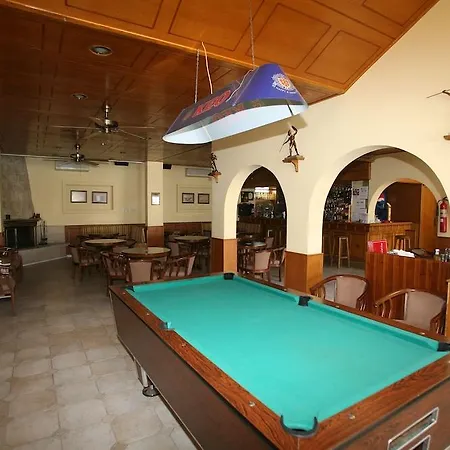 Club Aphrodite Hotel de apartamente Erimi