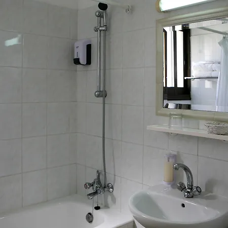 Club Aphrodite Aparthotel 3*