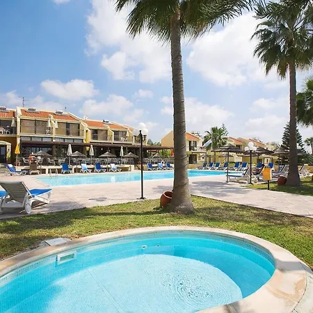 Club Aphrodite Aparthotel 3*