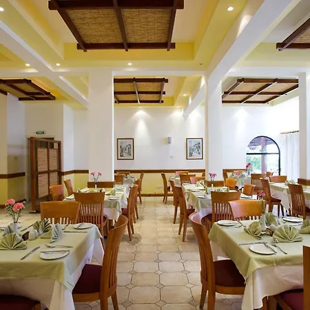 Club Aphrodite Aparthotel