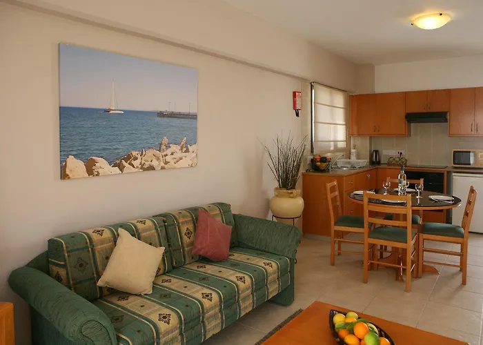 Club Aphrodite Aparthotel 4*