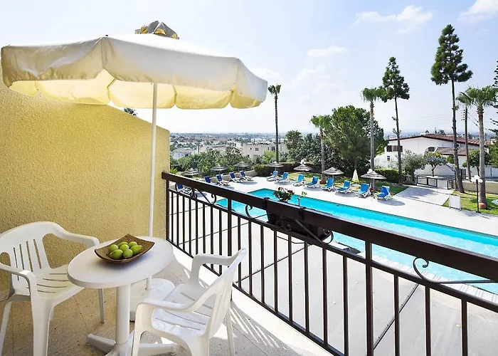 Club Aphrodite Aparthotel